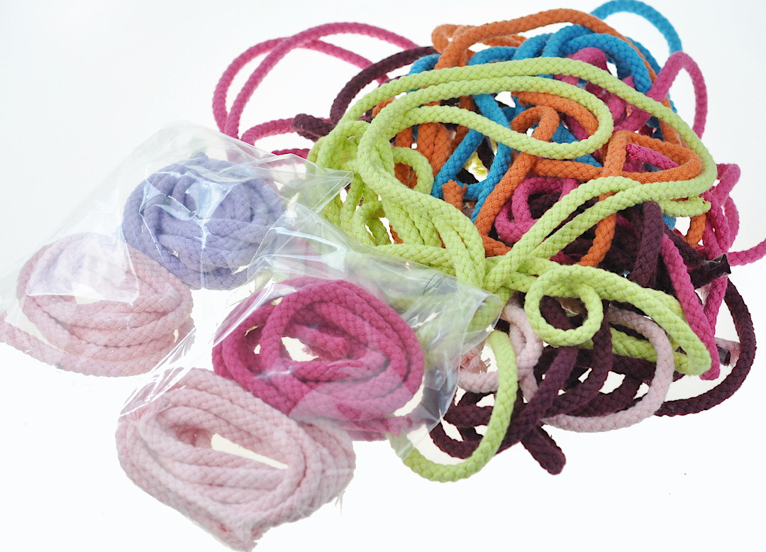 2 Sets bunte frische Farben